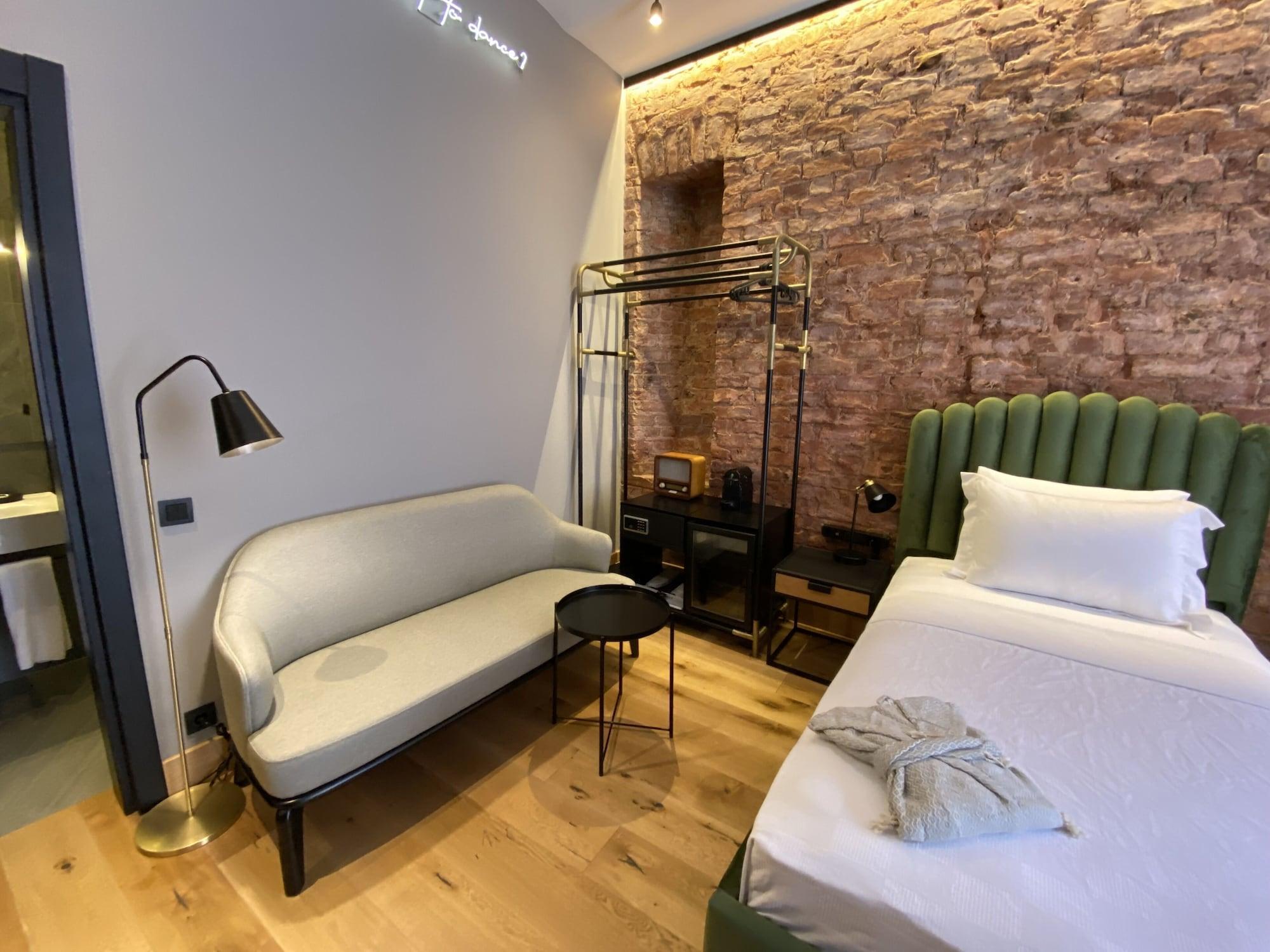 איסטמבול Ruz Hotels מראה חיצוני תמונה A room at the hotel